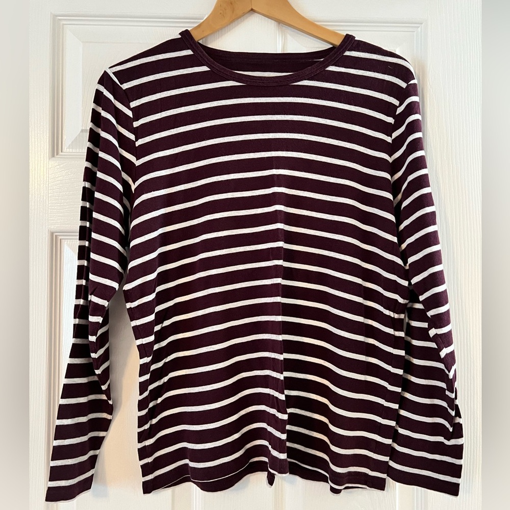 Gap Long Sleeve Tee. Size XXL
